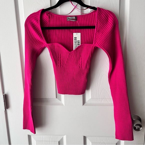 Juliet Urban outfitters  hot pink sweetheart long sleeve top 💝 - Picture 2 of 6